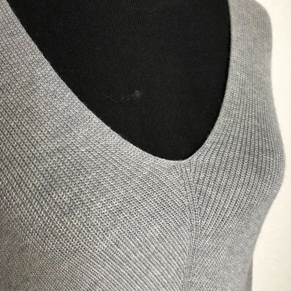 WHBM gray v neck mixed ribbed knit cashmere blend tunic sweater size Medium